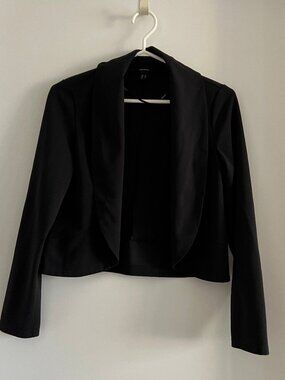 2/$20🛍Forever 21 Open-Front Cropped Blazer in Black XS